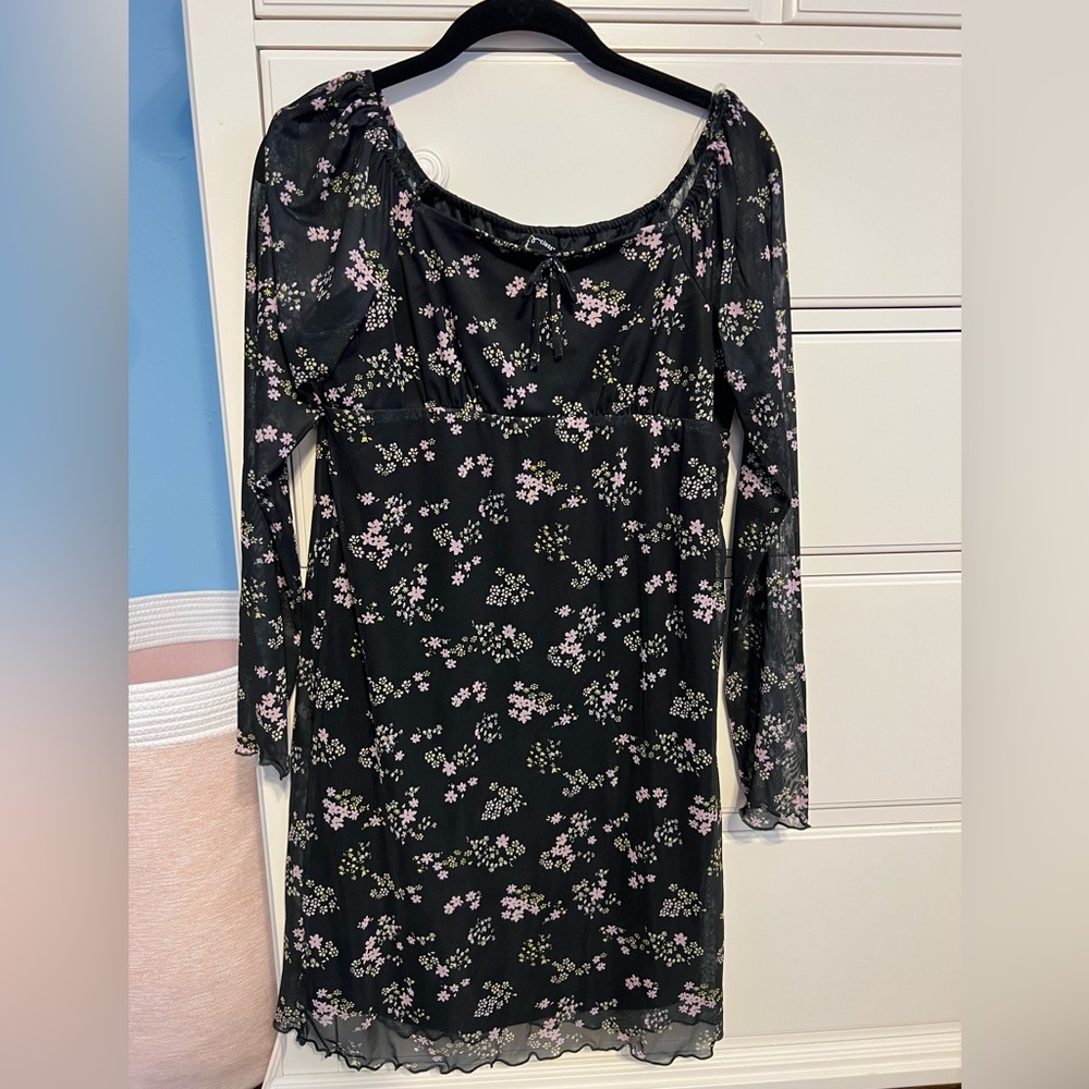 💗 3 for $40 💗 Black floral dress
